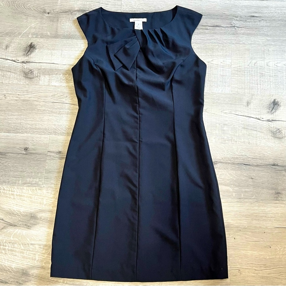 EUC size 14 Laundry by Design Black Sleeveless Dress Little Black Dress LBD 024